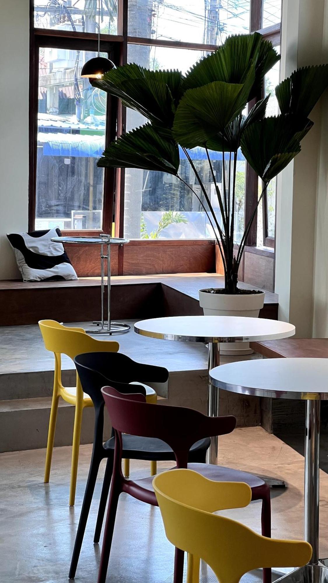 Centerpoint Hotel & Plaza 通萨拉 外观 照片